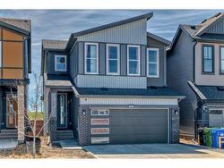 222 Carringsby Way NW Calgary, AB T3P 1T5