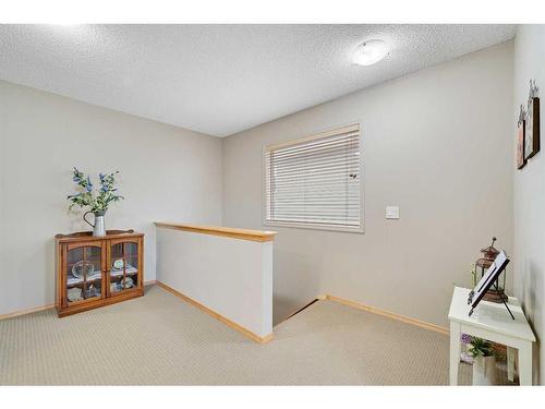 78 Bridlecrest Boulevard Sw, Calgary, AB - Indoor Photo Showing Other Room