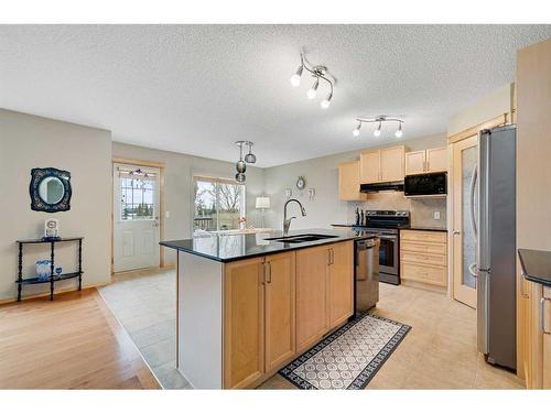 78 Bridlecrest Boulevard Sw, Calgary, AB - Indoor Photo Showing Kitchen With Stainless Steel Kitchen