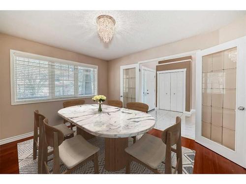 362 Inverness Park Se, Calgary, AB - Indoor Photo Showing Dining Room