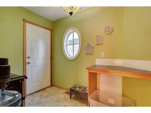 128 Lakeview Cove, Chestermere, AB - Indoor Photo Showing Other Room