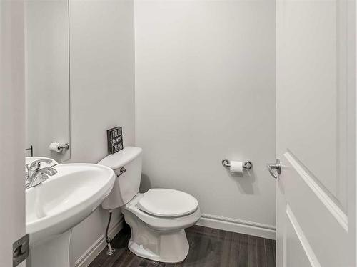 169 Bridlerange Circle Sw, Calgary, AB - Indoor Photo Showing Bathroom