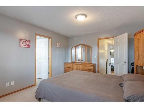 513 Citadel Way Nw, Calgary, AB - Indoor Photo Showing Bedroom
