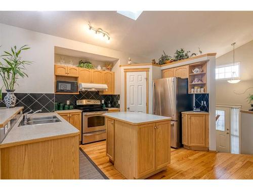 513 Citadel Way Nw, Calgary, AB - Indoor Photo Showing Kitchen With Double Sink