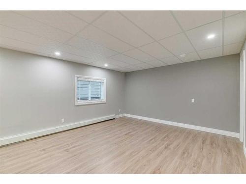 2-232 20 Ave Ne, Calgary, AB - Indoor Photo Showing Other Room