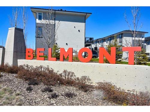 828 Belmont Drive Sw, Calgary, AB - Outdoor