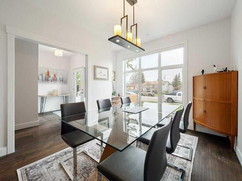 4627 82 Street Nw, Calgary, AB - Indoor Photo Showing Dining Room
