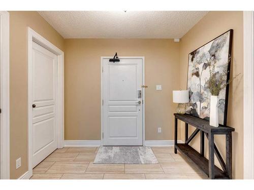 1505-400 Eau Claire Avenue Sw, Calgary, AB - Indoor Photo Showing Other Room