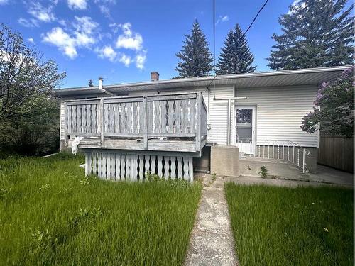 7223 25 Street Se, Calgary, AB - Outdoor With Exterior