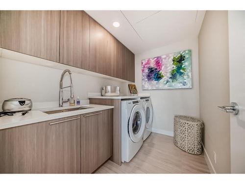 3201-930 16 Avenue Sw, Calgary, AB - Indoor Photo Showing Laundry Room