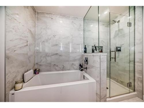 3201-930 16 Avenue Sw, Calgary, AB - Indoor Photo Showing Bathroom