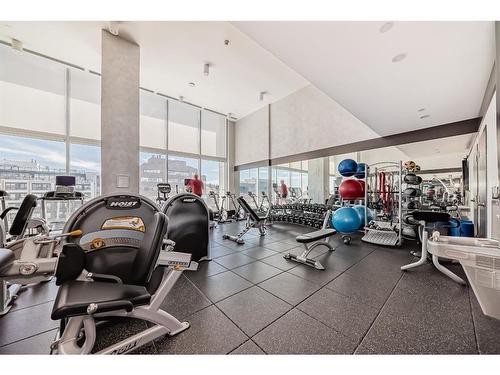 3201-930 16 Avenue Sw, Calgary, AB - Indoor Photo Showing Gym Room