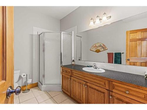 276 Eagle  Terrace Road, Canmore, AB - Indoor Photo Showing Bathroom