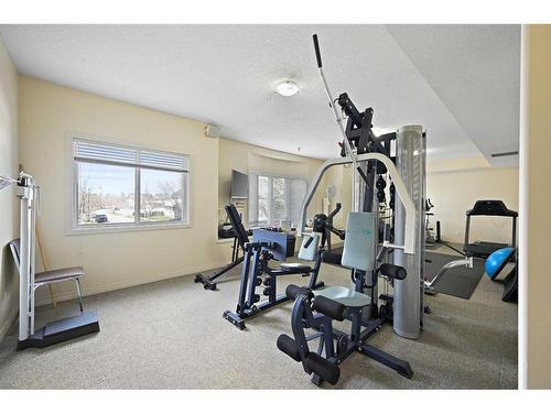 1116-48 Inverness Gate Se, Calgary, AB - Indoor Photo Showing Gym Room