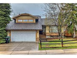 43 Ranchridge Drive NW Calgary, AB T3G 1V9