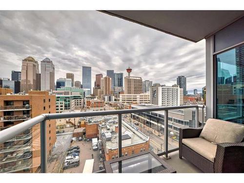 802-215 13 Avenue Sw, Calgary, AB - Outdoor With Balcony With View