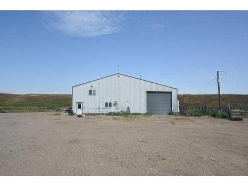 253058 Highway 817, Rural Wheatland County, AB 