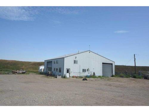 253058 Highway 817, Rural Wheatland County, AB 