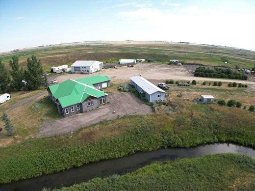 253058 Highway 817, Rural Wheatland County, AB 