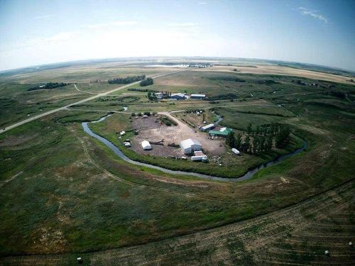 253058 Highway 817, Rural Wheatland County, AB 