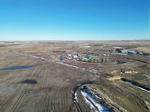 253058 Highway 817, Rural Wheatland County, AB 