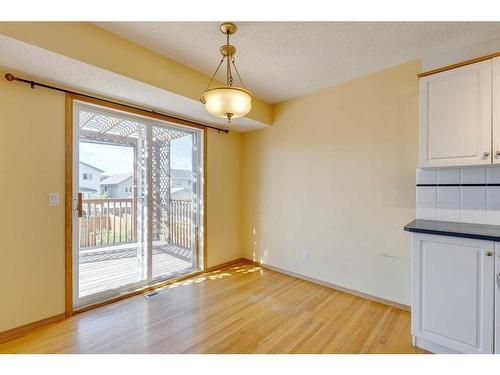 92 Mt Aberdeen Circle Se, Calgary, AB - Indoor Photo Showing Other Room
