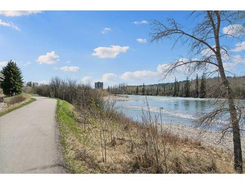 4538 Montgomery Avenue Nw, Calgary, AB - Outdoor With View