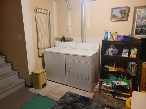 334 Mckenzie Towne Link Se, Calgary, AB - Indoor Photo Showing Laundry Room