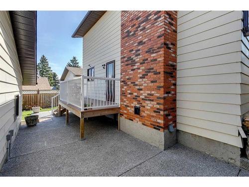 7 Bermondsey Place Nw, Calgary, AB - Outdoor With Deck Patio Veranda With Exterior