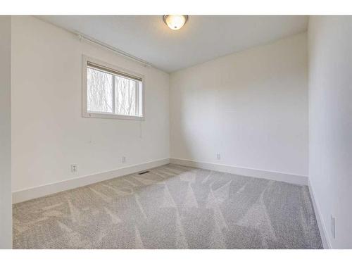 139 Cranwell Crescent Se, Calgary, AB - Indoor Photo Showing Other Room