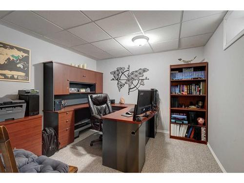 70 Riverwood Crescent Se, Calgary, AB - Indoor Photo Showing Office
