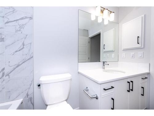 229 Chelsea Place, Chestermere, AB - Indoor Photo Showing Bathroom