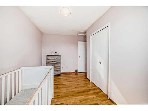 35 Templemont Drive Ne, Calgary, AB - Indoor Photo Showing Other Room