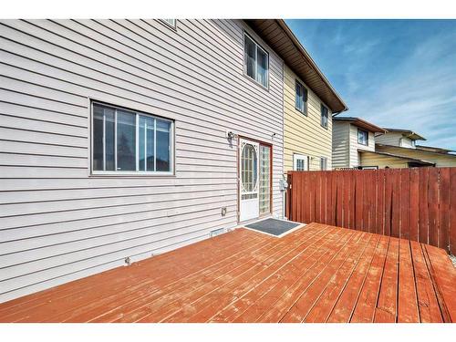 35 Templemont Drive Ne, Calgary, AB - Outdoor With Exterior