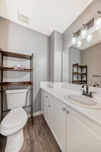 212 Stonemere Place, Chestermere, AB - Indoor Photo Showing Bathroom