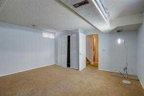 59 Whitehaven Road Ne, Calgary, AB - Indoor Photo Showing Other Room