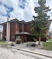 3205-393 Patterson Hill SW Calgary, AB T3H 2P4