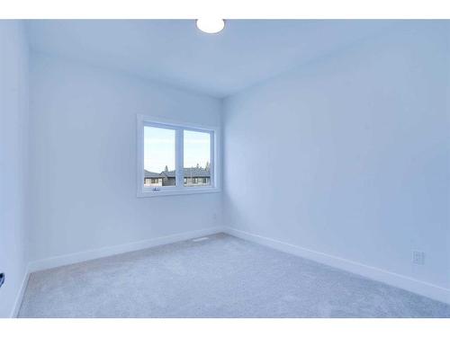1420 41 Street Sw, Calgary, AB - Indoor Photo Showing Other Room