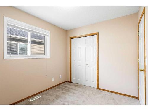 36 Saddlemead Road Ne, Calgary, AB - Indoor Photo Showing Other Room