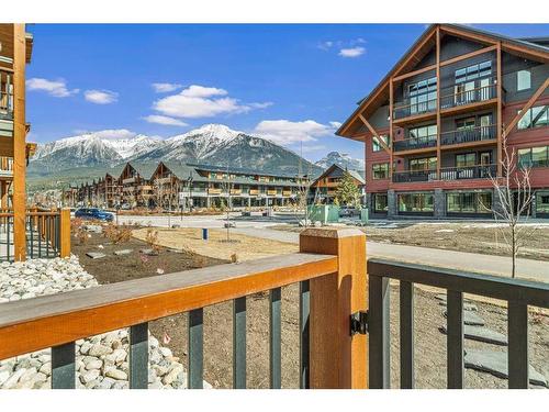 103-1105 Spring Creek Drive, Canmore, AB - Outdoor