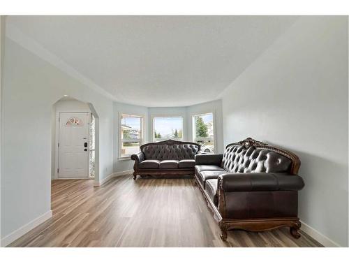 128 Harvest Hills Drive Ne, Calgary, AB - Indoor Photo Showing Living Room