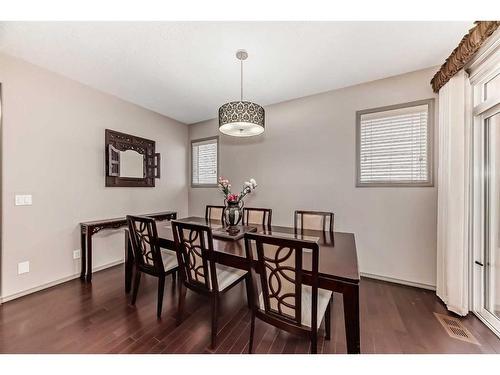151 Everbrook Drive Sw, Calgary, AB - Indoor Photo Showing Dining Room