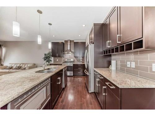 151 Everbrook Drive Sw, Calgary, AB - Indoor Photo Showing Kitchen With Double Sink With Upgraded Kitchen