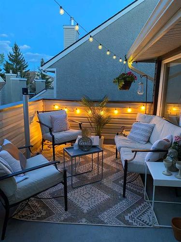 287-87 Glamis Green Sw, Calgary, AB - Outdoor With Deck Patio Veranda With Exterior