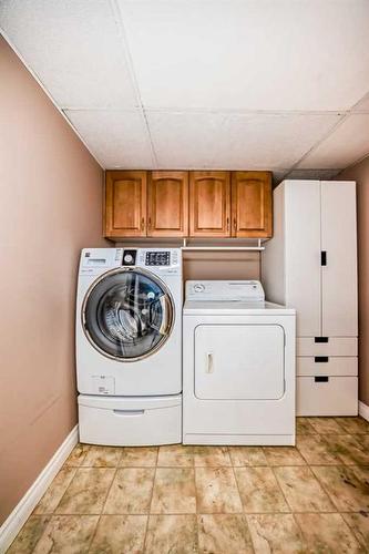 335-8535 Bonaventure Drive Se, Calgary, AB - Indoor Photo Showing Laundry Room
