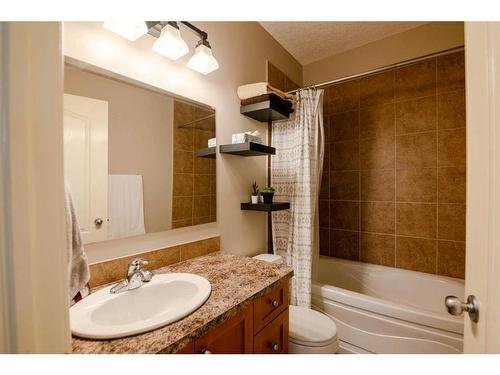 2205 Vimy Way Sw, Calgary, AB - Indoor Photo Showing Bathroom