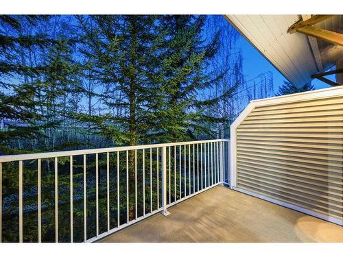 38 Discovery Heights Sw, Calgary, AB - Outdoor With Exterior