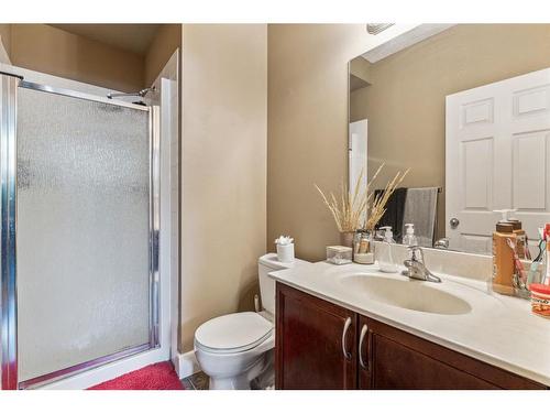 23-27 Springborough Boulevard Sw, Calgary, AB - Indoor Photo Showing Bathroom