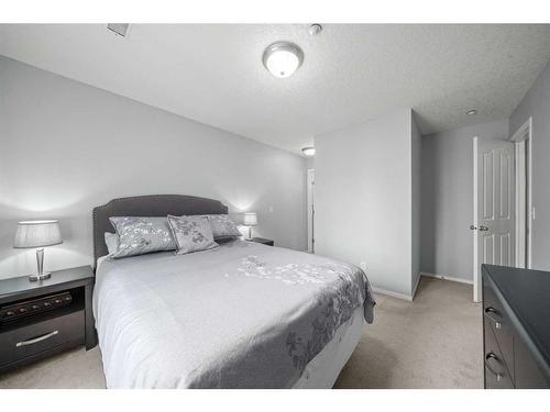 202-1608 12 Avenue Sw, Calgary, AB - Indoor Photo Showing Bedroom