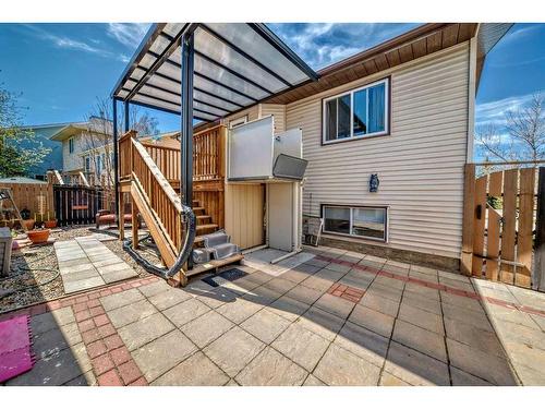 28 Mckinley Rise Se, Calgary, AB - Outdoor With Exterior